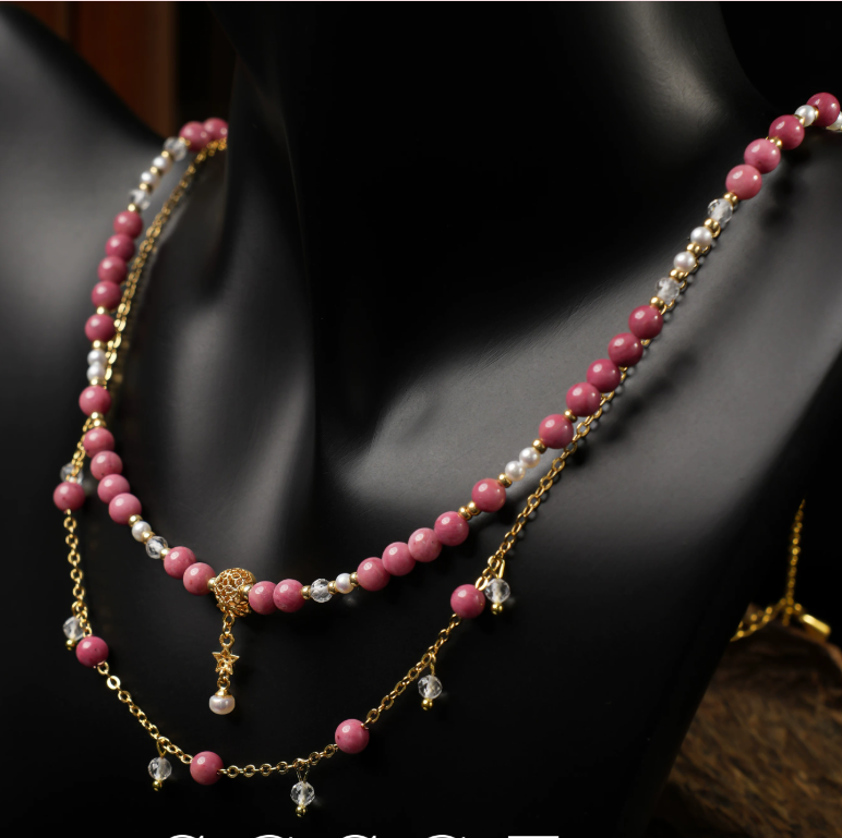 Roseveil Pearl Necklace